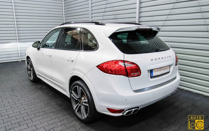 Porsche Cayenne cena 117777 przebieg: 111000, rok produkcji 2012 z Jedlicze małe 781